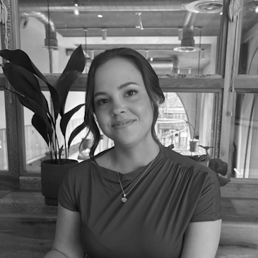 Cerys Warren - Accounts Manager